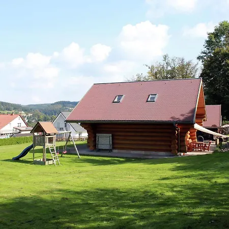 Σπίτι διακοπών Modern Holiday In Near Forest